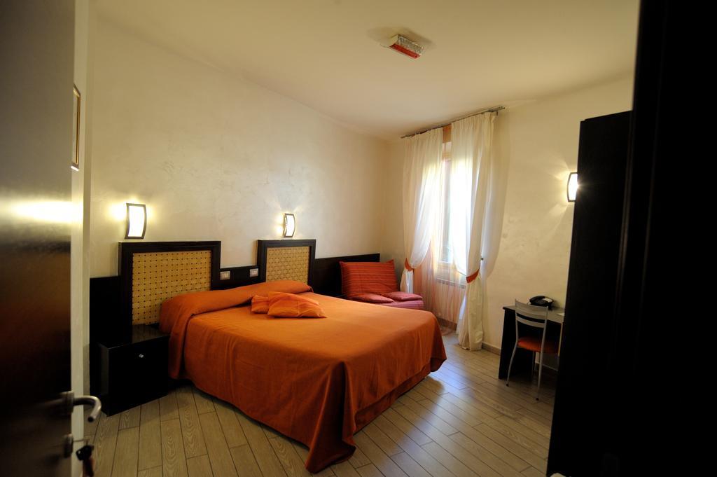 Rental In Rome 2000 Luaran gambar